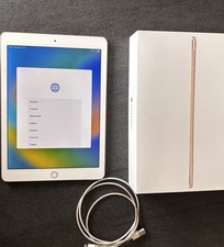 Apple iPad Pro 9.7 32 GB Wi-Fi Sehr Guter Zustand