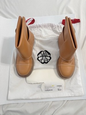 NWOT ALEXANDER MCQUEENBuckled Ankle Boots Leather Tan/Gold Ankle Boot/36