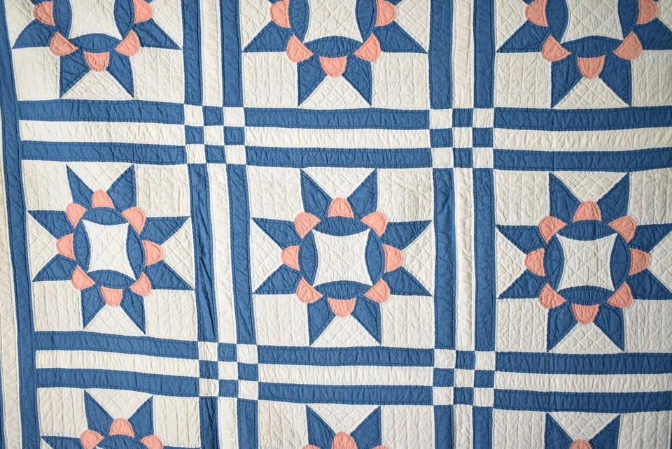 HERMOSO Edredón Antiguo Corona de Espinas/Nueve Parches Años 20 De Colección ~ ¡Bonito Azul! Foto 2 de 4