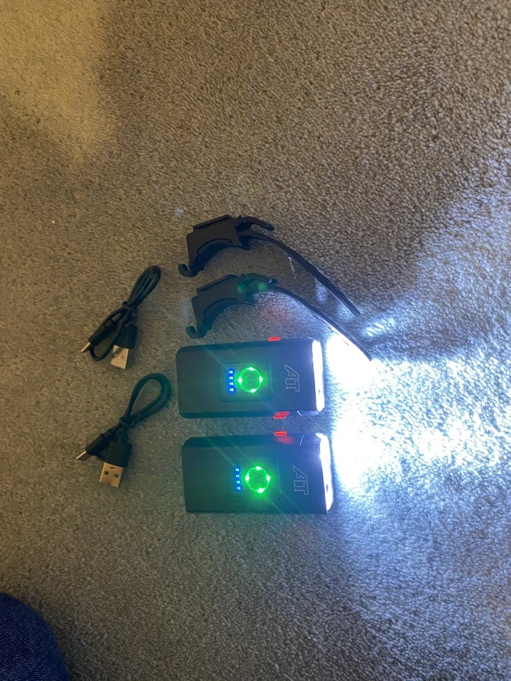 Set of 2 Bike Bicycle Bright Lights Rechargeable Quick release Charge Indicator - Image 3 of 4