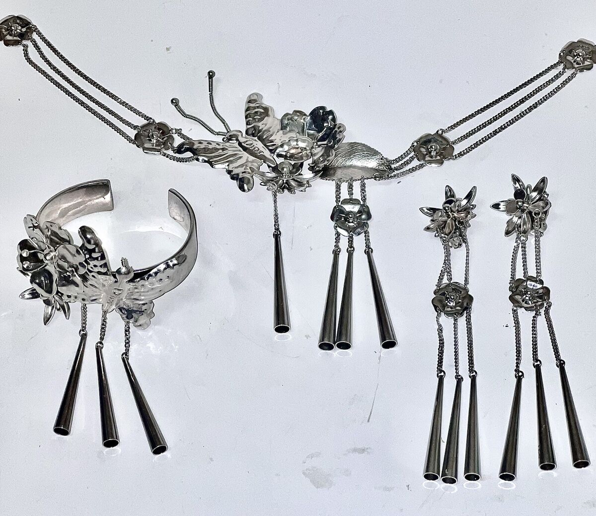 CHRISTIAN DIOR F/W 2003 Chinese Butterfly Chime Set JOHN CHRISTIAN DIOR F/W 2003 Chinese Butterfly Chime Set JOHN