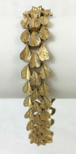 Vintage Crown Trifari Leaf Motif Bracelet Gold