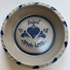 Rowe Pottery Works 10-3/8" Dia Fluted Pie Plate Pan Heart “Baked With Love”1988