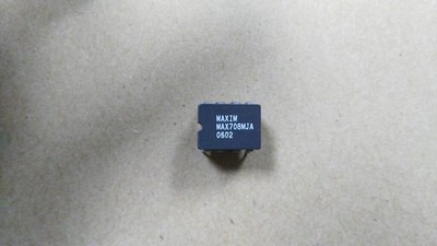   MAX708MJA Processor Supervisor 4.4V CDIP8 X 1PC #E1*