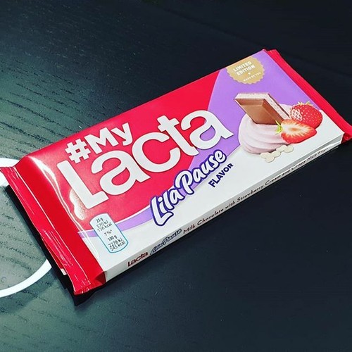8 PACK LACTA LILA PAUSE Chocolate Strawberry Rice Bars 8 x 100g Made in Greece