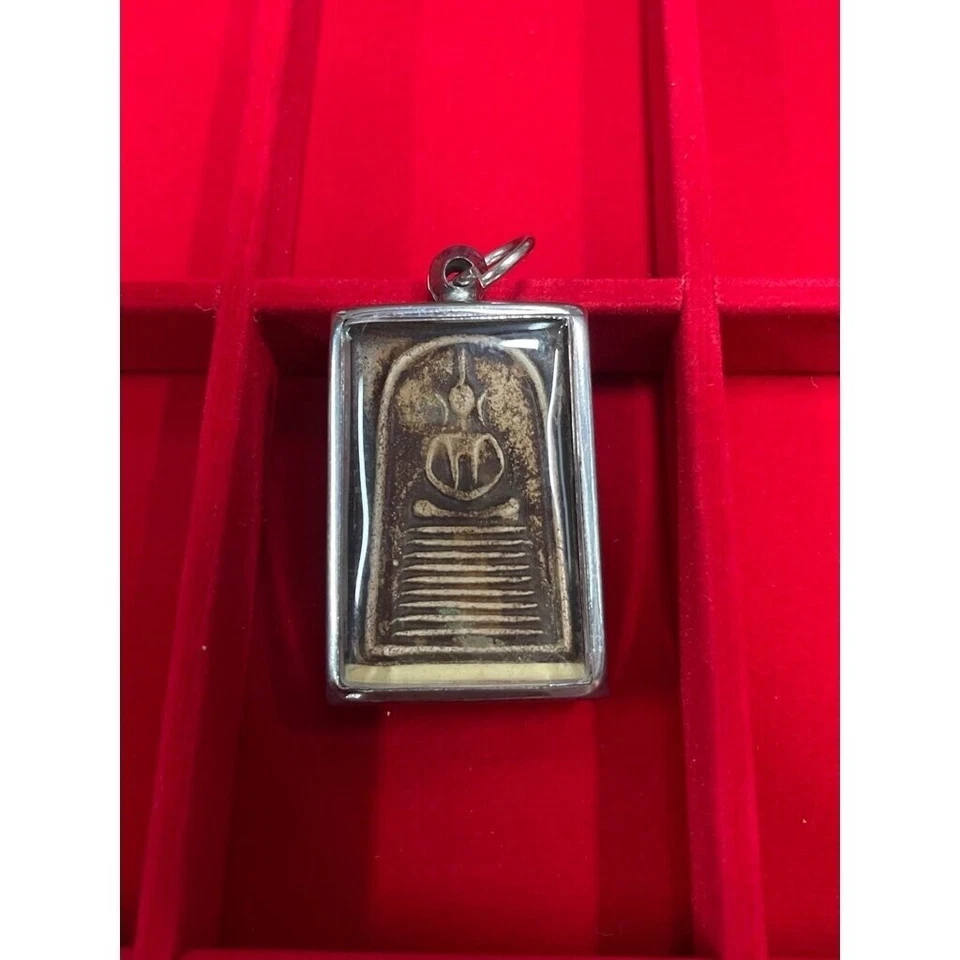 Lp Toh Phra Somdej 泰国佛护身符吊坠魔法小饰品 9 层底座印花 — 第 3/4 张图片