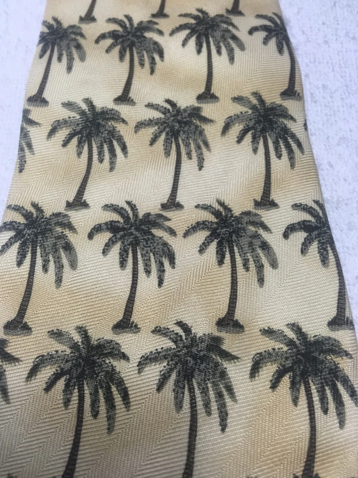 CORBATA TOMMY BAHAMA HOMBRE AMARILLA CON PALMERAS VERDES MARRONES 4,25 X 59 Foto 3 de 4