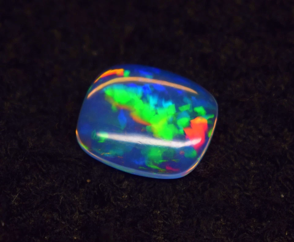 5 CT Natural Ethiopian ++Opal Multi Fire Square Cabochon Gemstone 15.5x13.1 mm - Image 2 of 4