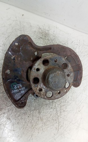 MERCEDES-BENZ C W203 Radnaben vorne links 20900 2.7 Diesel 2005 28687872