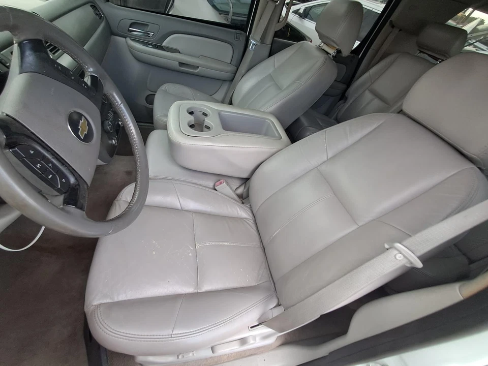 Used Third Seat SW/VAN fits: 2007 Chevrolet Suburban 1500  Grade A Foto 4 de 4