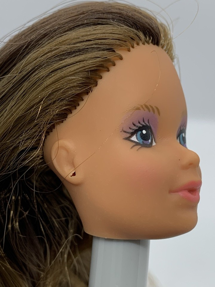 Lot De 8 Paires De Chaussures Haut Talon Pour Poupée Barbie Superstar - Stéffie, Whitney