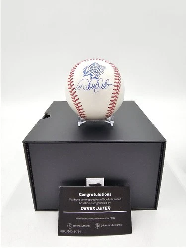 DEREK JETER 1999 FANATICS WORLD SERIES BASEBALL AUTOGRAPH YANKEES AUTO Q1610
