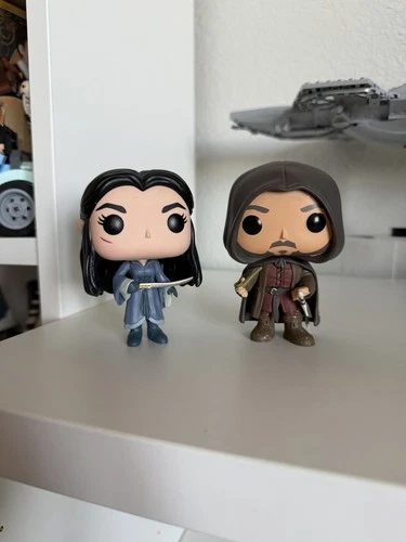 Funko Pop! Lord of the Rings Aragorn & Arwen SDCC Exclusive No Box