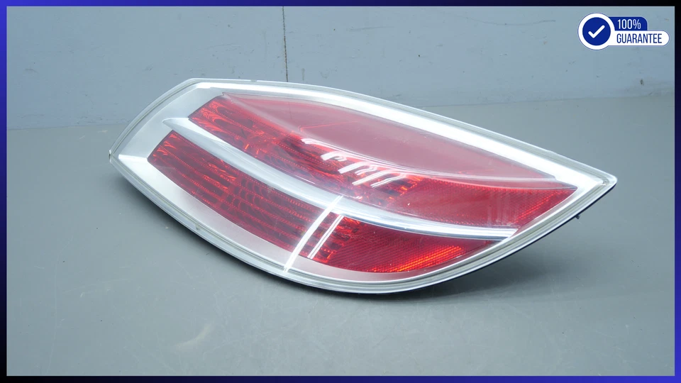 2007-2010 SATURN SKY Rear Right Passenger Side Tail Light Lamp OEM 15904175 - Image 3 of 4