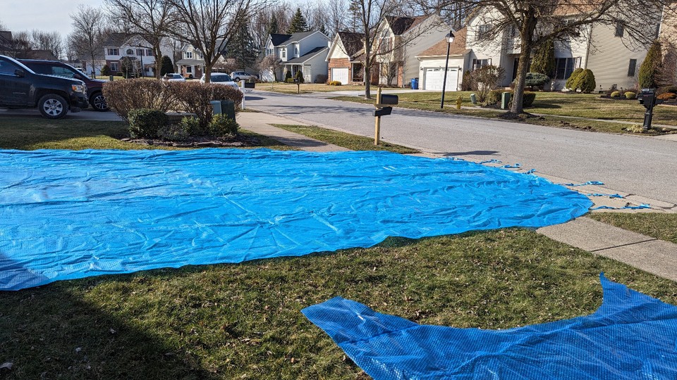 solar pool cover 20x40 with 4 foot spillover spa solar cover. used one