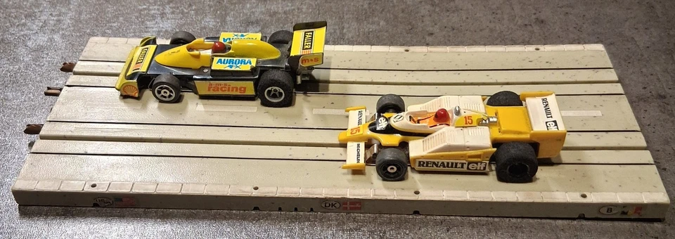 Große gebrauchsfertige Faller ams/afx Autorennbahn mit Trafo - Bild 4 von 4