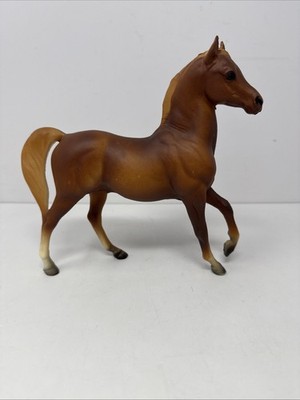 Vintage Breyer Moulding Co. Classic Arabian stallion Chestnut USA. Marked