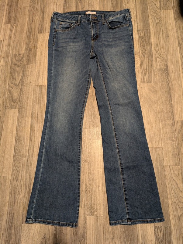 Juniors SO Brand Dark wash Low Rise Boot cut Denim Jeans Size 11/30w