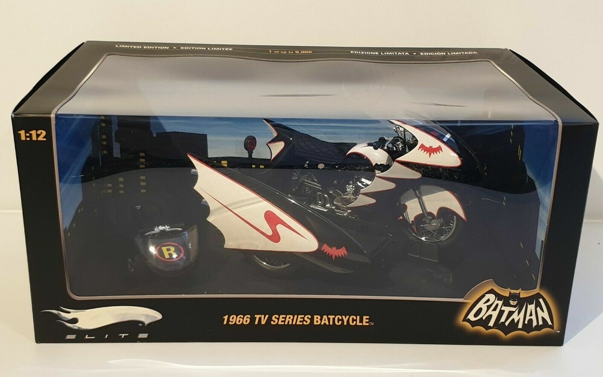 BATMAN 1:12 BATCYCLE & SIDECAR 1966 TV SERIES 1/12 HOT BATMAN 1:12 BATCYCLE & SIDECAR 1966 TV SERIES 1/12 HOT