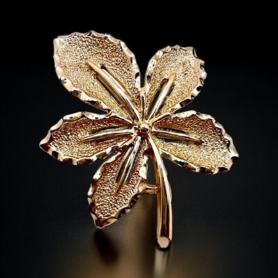 NOELSarah Coventry 葉のモチーフ ブローチ 10%オフ♪ NOELSarah