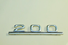 Mercedes W123 200 Emblem Logo Schriftzug Typenkennzeichen Heckklappe 1238170215 Mercedes W123 200 Emblem Logo Schriftzug Typenkennzeichen Heckklappe 1238170215