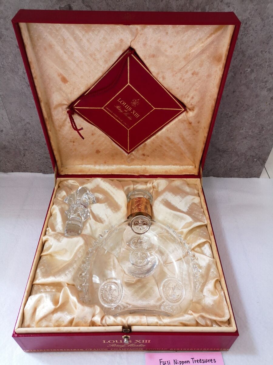 Remy Martin Louis XIII Empty Bottle Baccarat with Box Serial Remy Martin Louis XIII Empty Bottle Baccarat with Box Serial