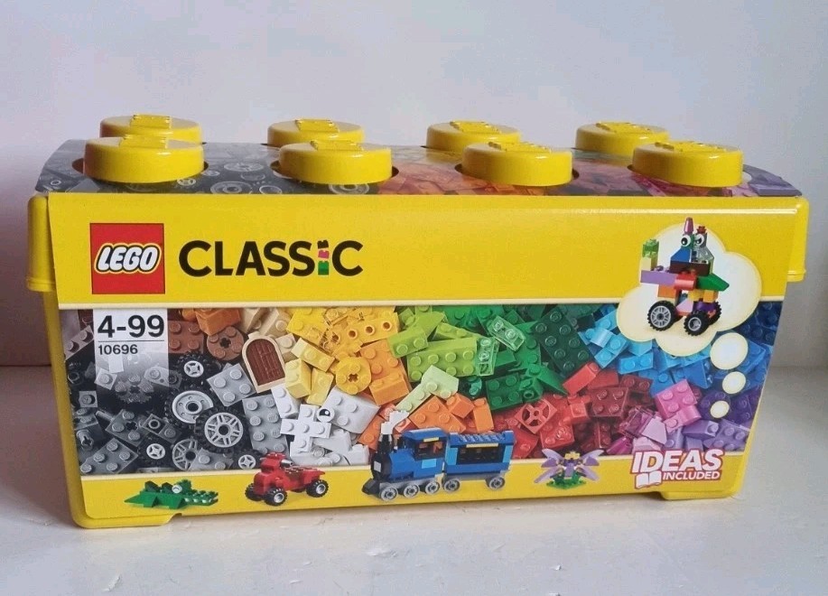 LEGO 10696 Classic Creative Bricks Set with Storage Box 4+ NEW