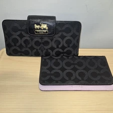 COACH Signature Bifold Wallet w Lavender Leather Matching Checkbook **wear Insde