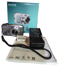 FUJIFILM FinePix JX300 14MP Digital Camera   Silver   Tested   Japan CMR1