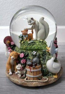 Aristocats Snow Globe | eBay