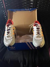 Adidas women sneaker size 10
