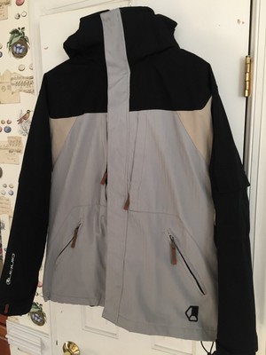 liquid snowboard jacket