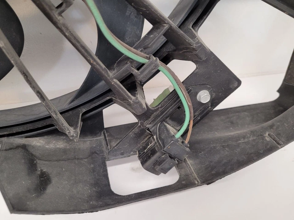 2007-2011 DODGE NITRO Radiator Fan Motor Fan Assembly 68003974AB Foto 3 de 4