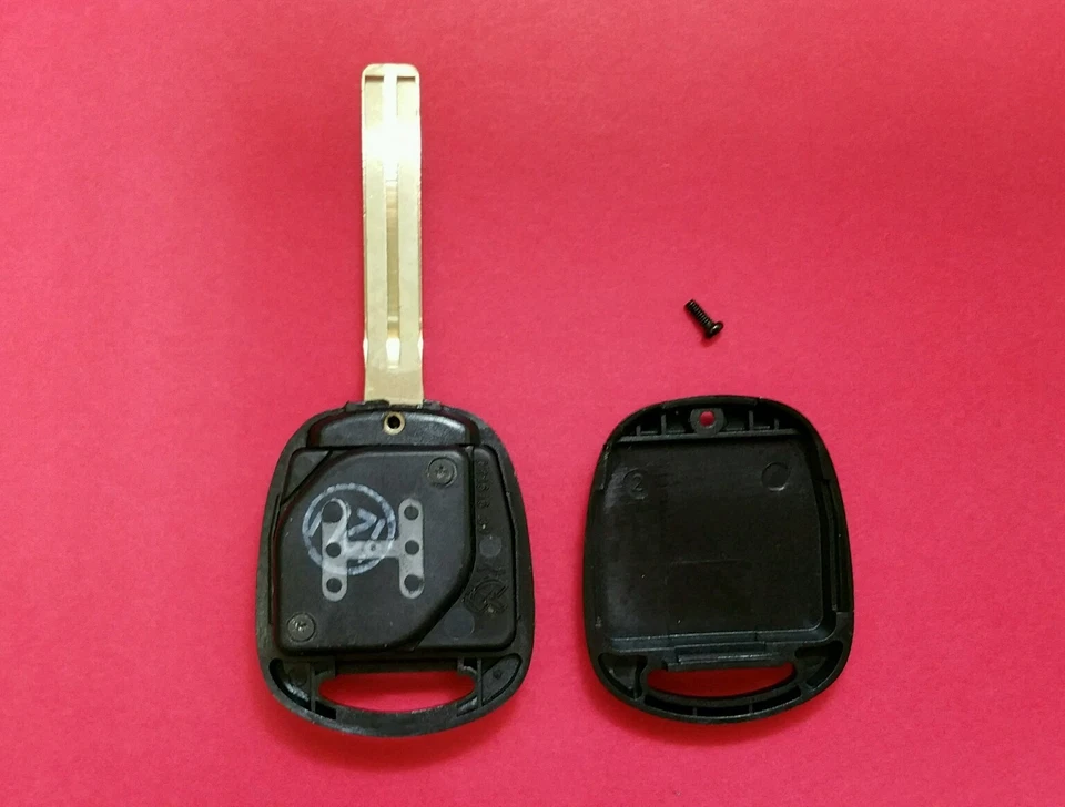 Lexus ES300 SC300 SC400 Long Blade OEM Remote Head Key HYQ1512V - Image 2 of 3