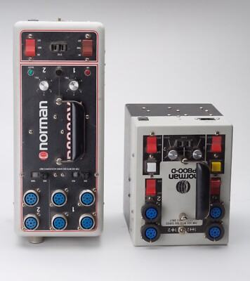 Norman strobe packs