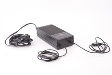 Nikon accessory. quick charger MH-20 1002283