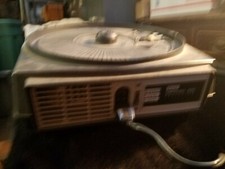 Vintage KODAK Carousel 650 Slide Projector Needs Bulb