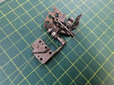 MSI Katana GF76 12UD MS-1584 LCD Hinges Set Left Right