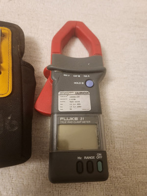 Fluke 31 True Rms Clamp Meter AC Clamp Reader