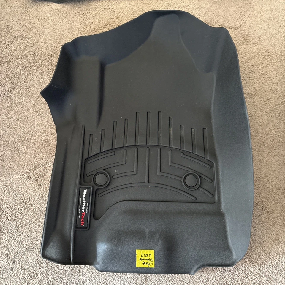 Chevrolet Silverado 1500 2014-2018 WeatherTech FloorLiner Foto 2 de 4