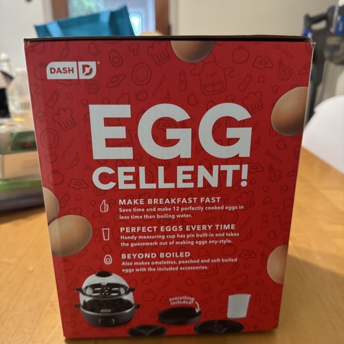 DASH Deluxe Express Electric Egg Cooker with 12 Egg Capacity in Black - Picture 4 of 7