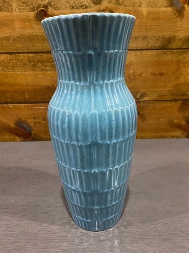 Red Wing Pottery Turquoise Blue Vase 14" Tall Ribbed Design Speckles Model 768