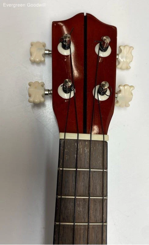 Ukelele Hohner HU26 con bolsa de concierto Foto 3 de 4