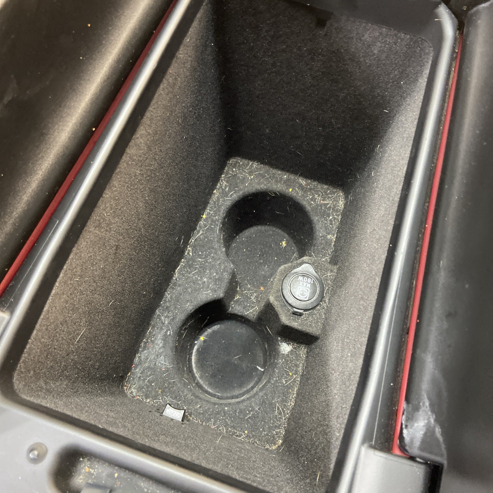 2020-2024 Maserati Levante Center Floor Console Armrest Assembly Red OEM *NOTE*