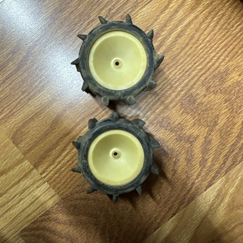 Team Associated Buggy Rear Paddle Tires , Off-road #7-15 - Picture 2 of 3