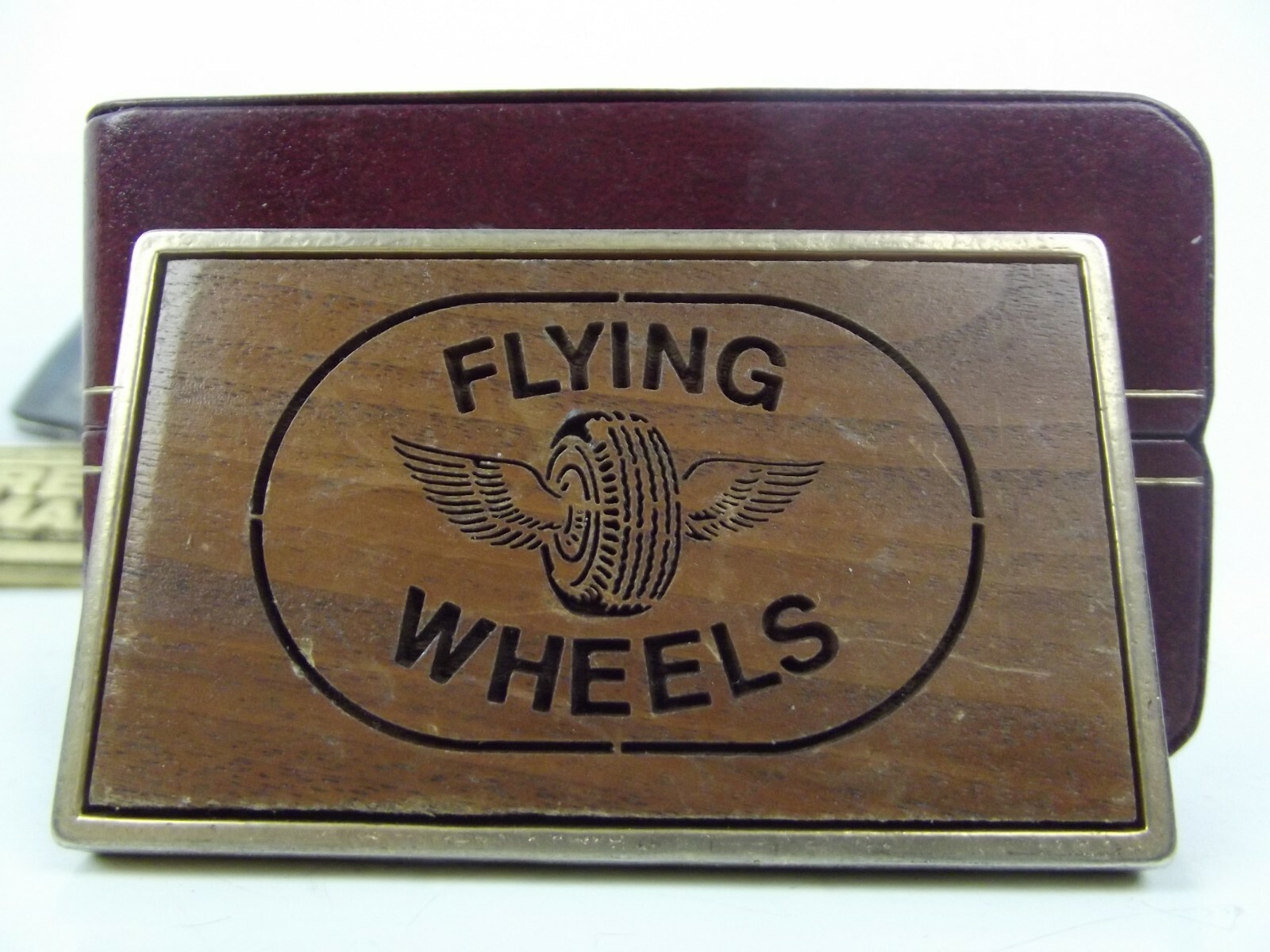 Vtg flying Wheels Wood Engraving 80s Belt Buckle Gem