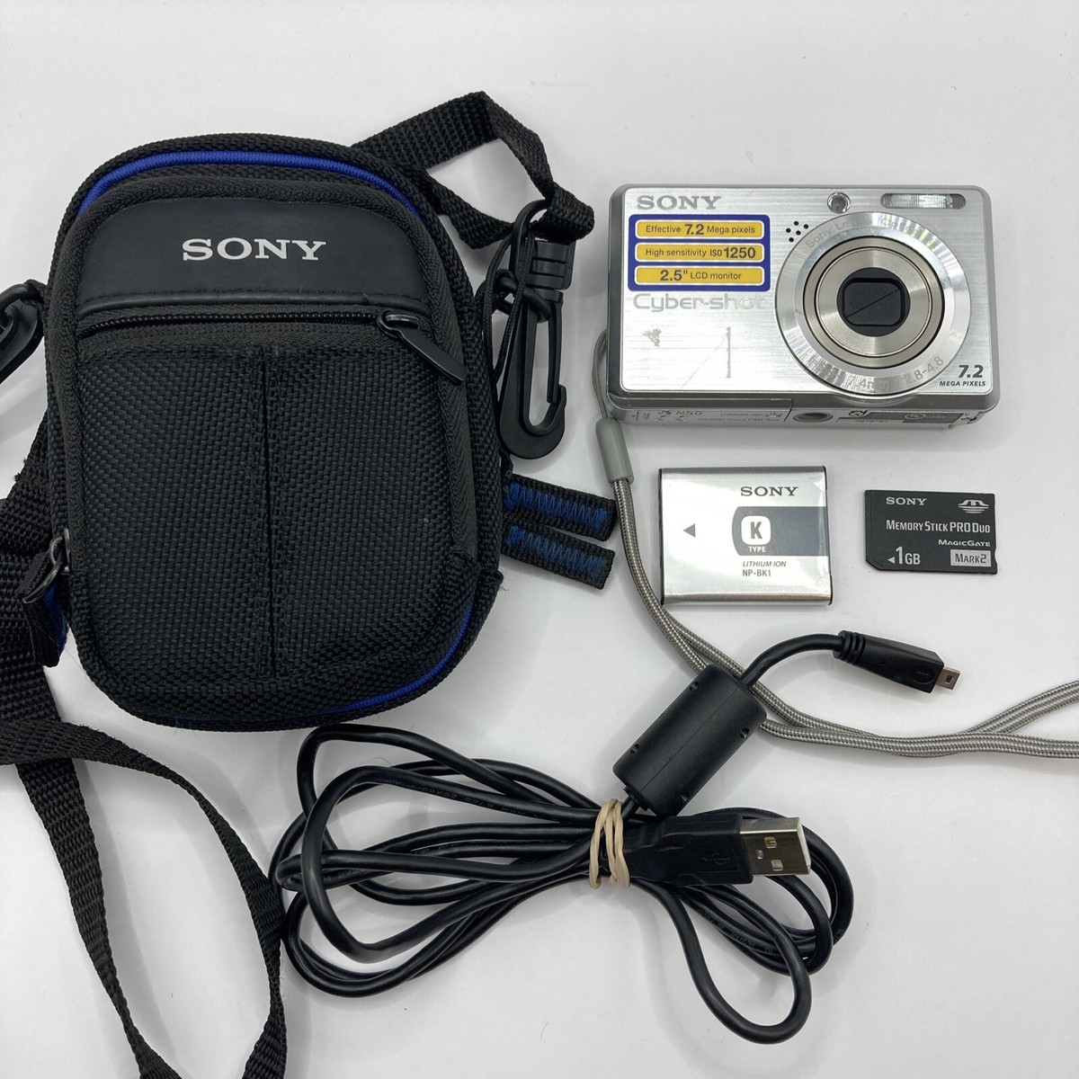 Sony Cyber-shot DSC-S750 7.2MP Digital Camera w/ Battery Case