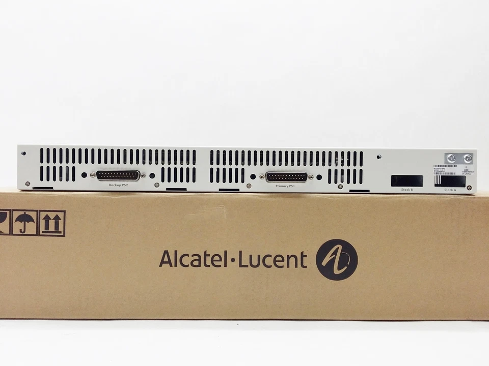 NEW ALCATEL-LUCENT OMNISWITCH OS6850-48 48-PORT SWITCH 902548-90 +PS-126W-AC - Image 3 of 4