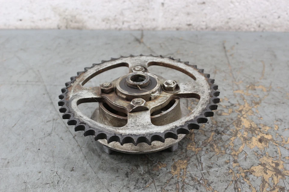 Kawasaki KV100 1976 piñón trasero buje de freno A232 Foto 3 de 4