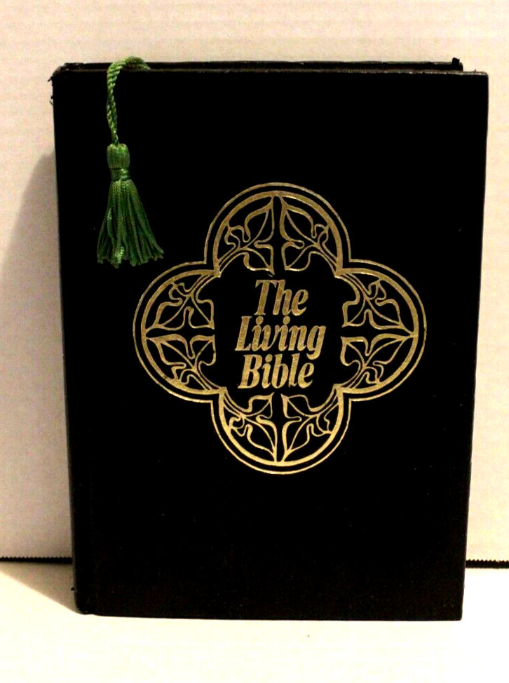 1973 Living Bible Holman Edition with 550 Color Illustrations Maps Charts